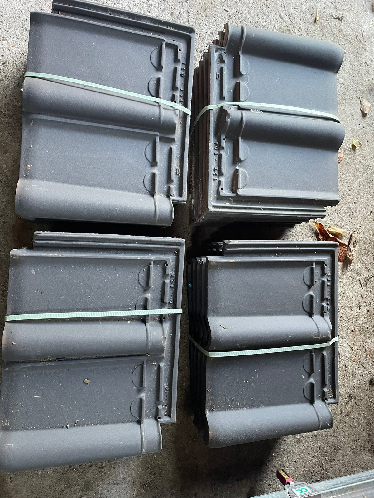 60 tuile du nord dubbele dakpan, Ophalen, Steen of Klei, Zo goed als nieuw, 15 m² of meer