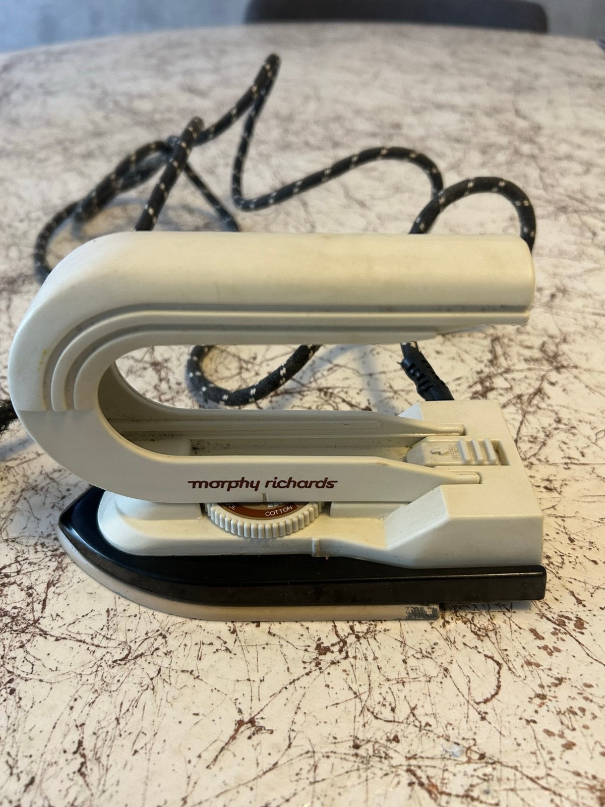 Vintage Morphy Richards Reisstrijkijzer - Model 41300, Verzenden