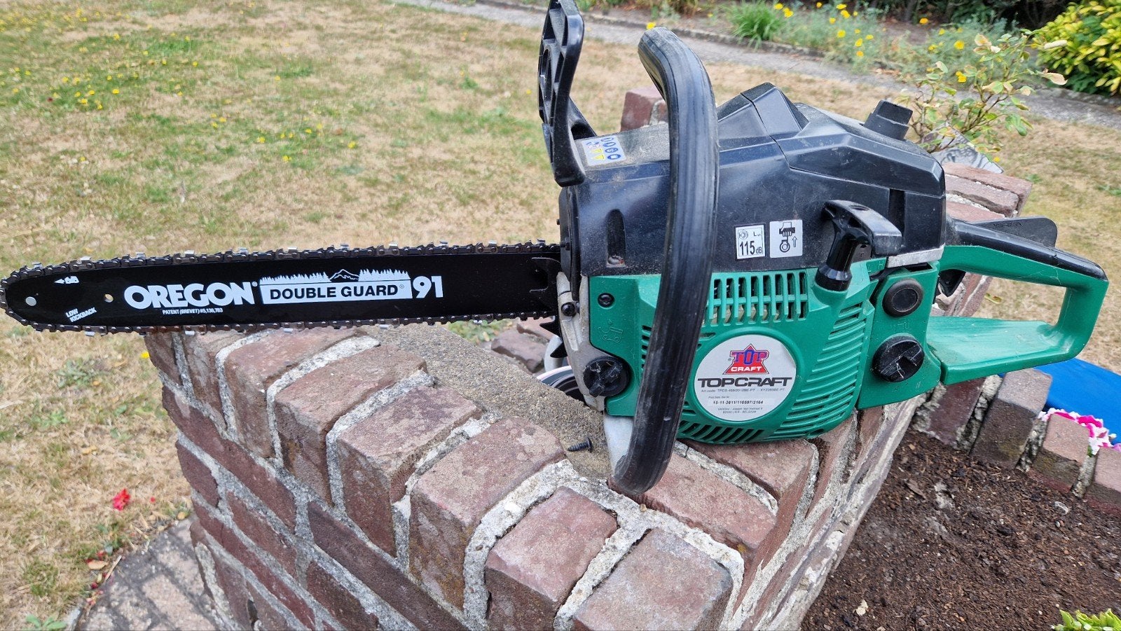 kettingzaag benzine  topcraft zo goed als nieuw.lang niet ge, Tuin en Terras, Ophalen of Verzenden, Zo goed als nieuw