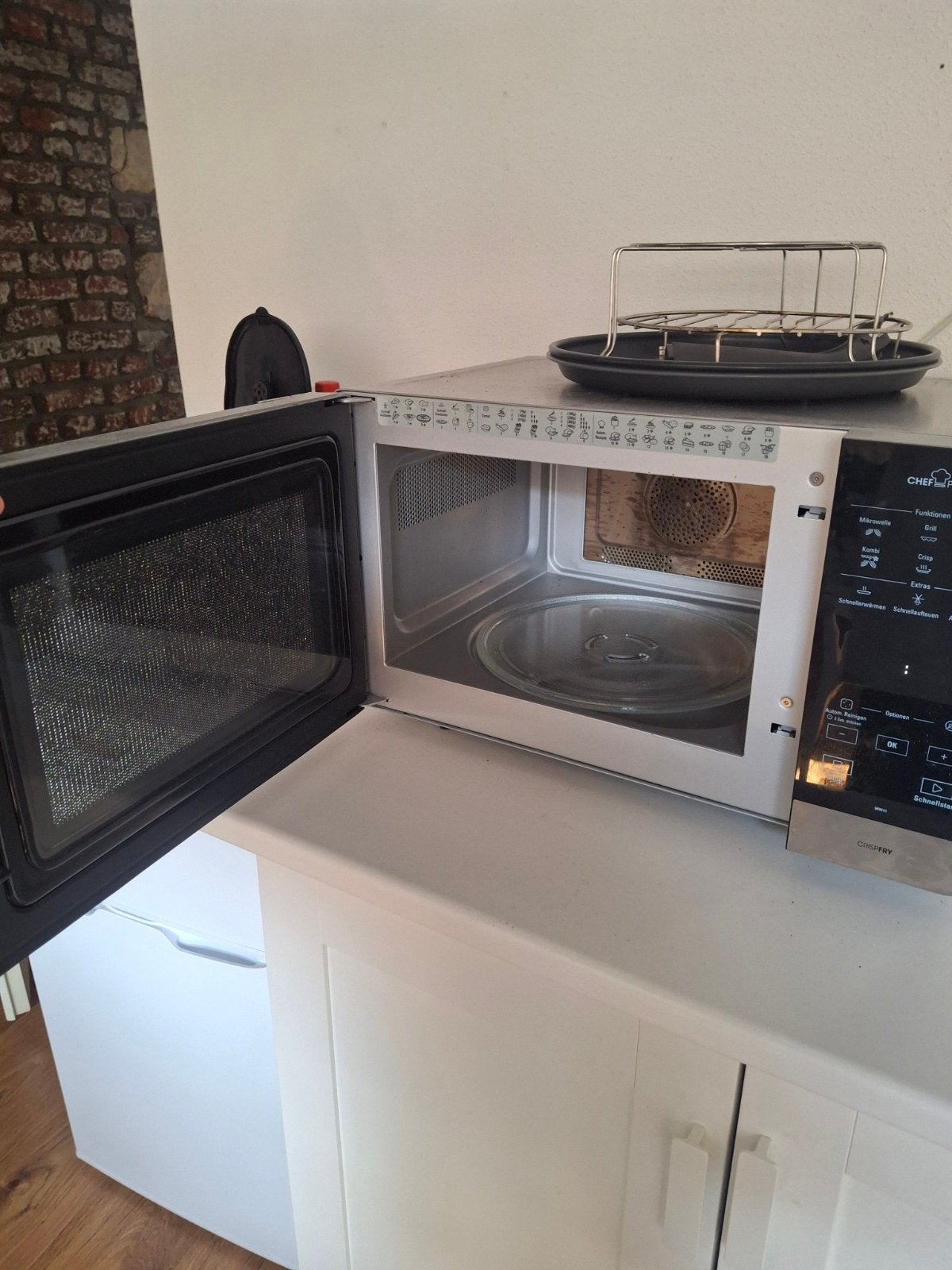 Bauknecht Combimagnetron/Oven, Witgoed en Apparatuur, Magnetrons, Gebruikt, Vrijstaand, Combimagnetron, 45 tot 60 cm, Grill, Hete lucht