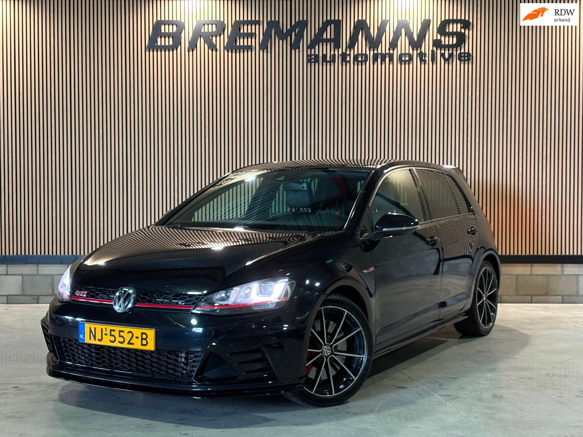 Volkswagen Golf 2.0 TSI GTI Clubsport, Auto's, Volkswagen, Gebruikt, 4 cilinders, Zwart, Bedrijf