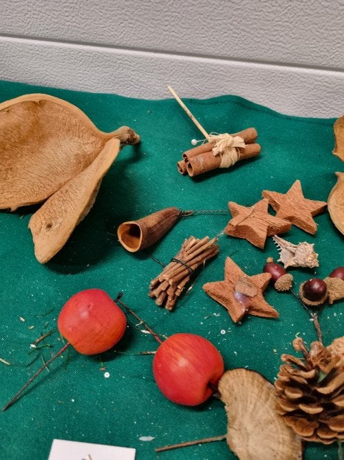 kersttukjes materiaal hout [a729], Diversen, Kerst, Ophalen of Verzenden, 'T Olde Gre-j, Info@toldegrej.nl, Endepoelstraat 20f Didam