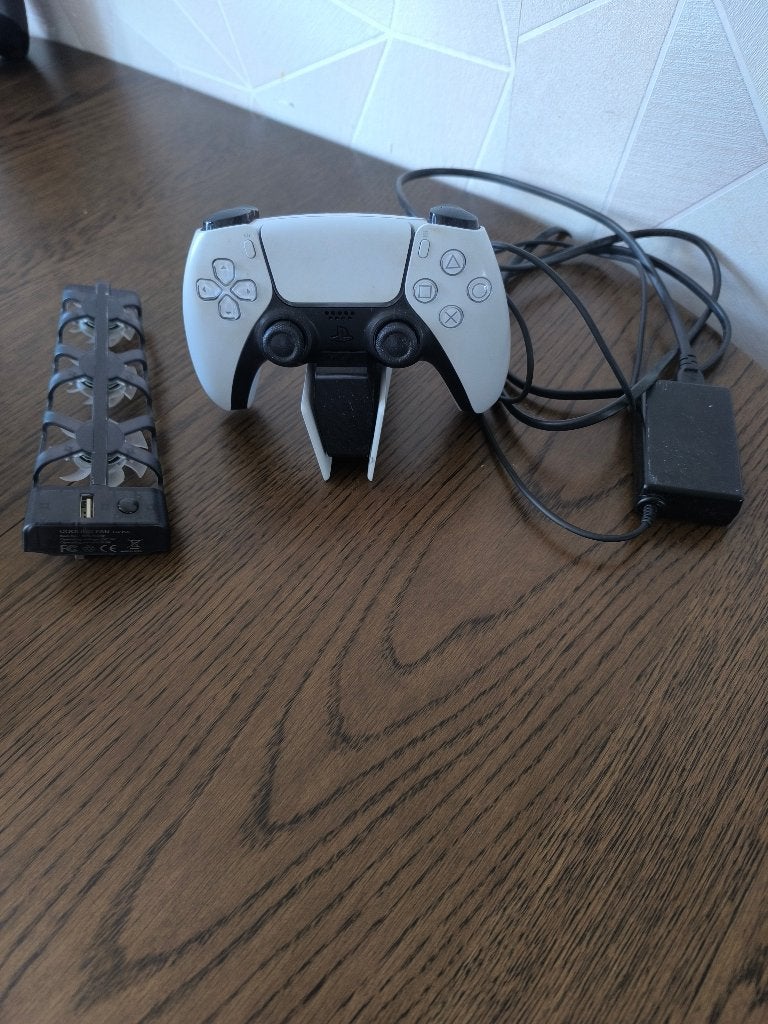ps5 bundel accessoires, Ophalen, Zo goed als nieuw