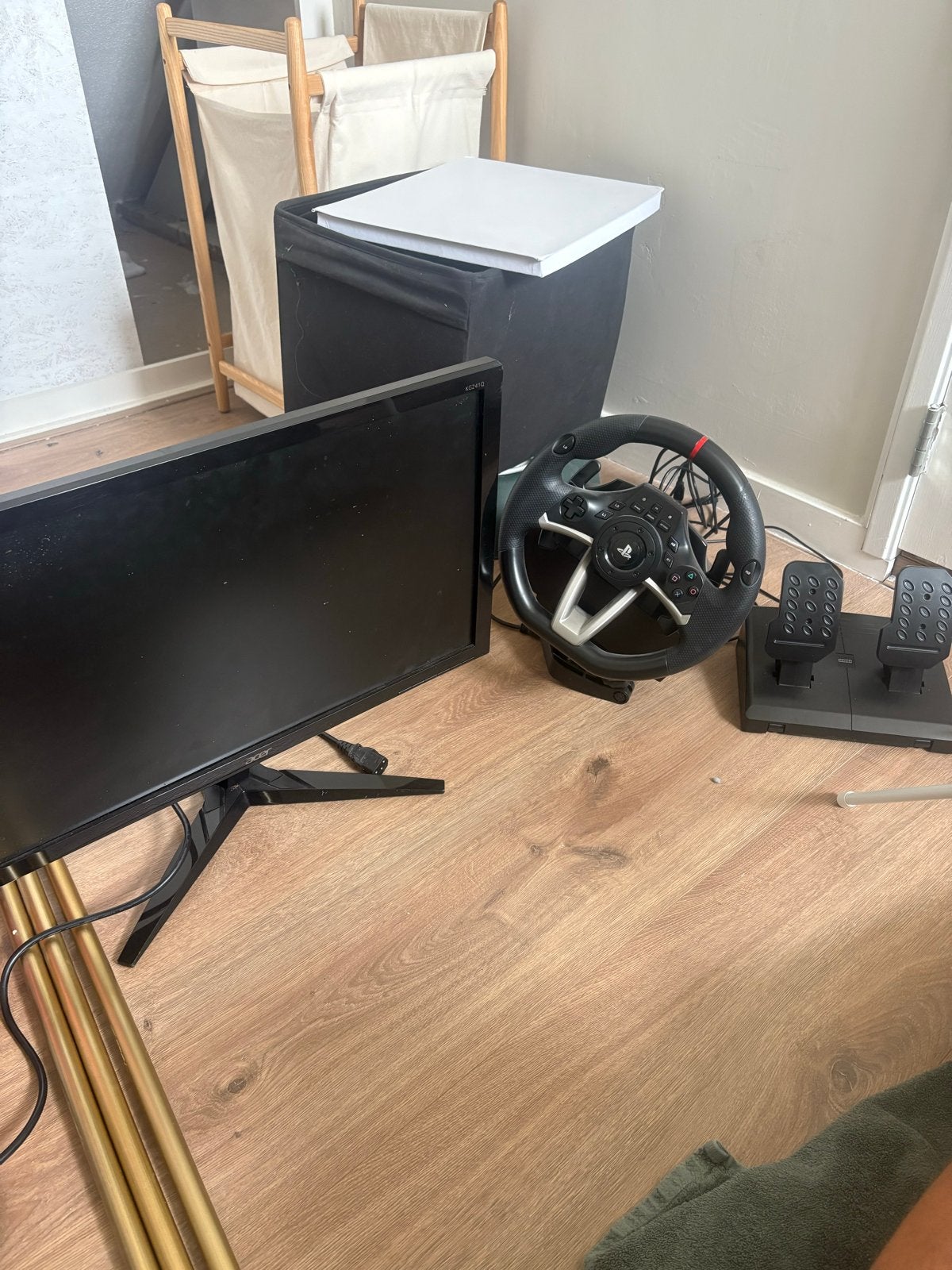 Gaming set: Monitor en F1 racestuur met pedalen, Spelcomputers en Games, Spelcomputers | Overige, Ophalen of Verzenden, Overige merken