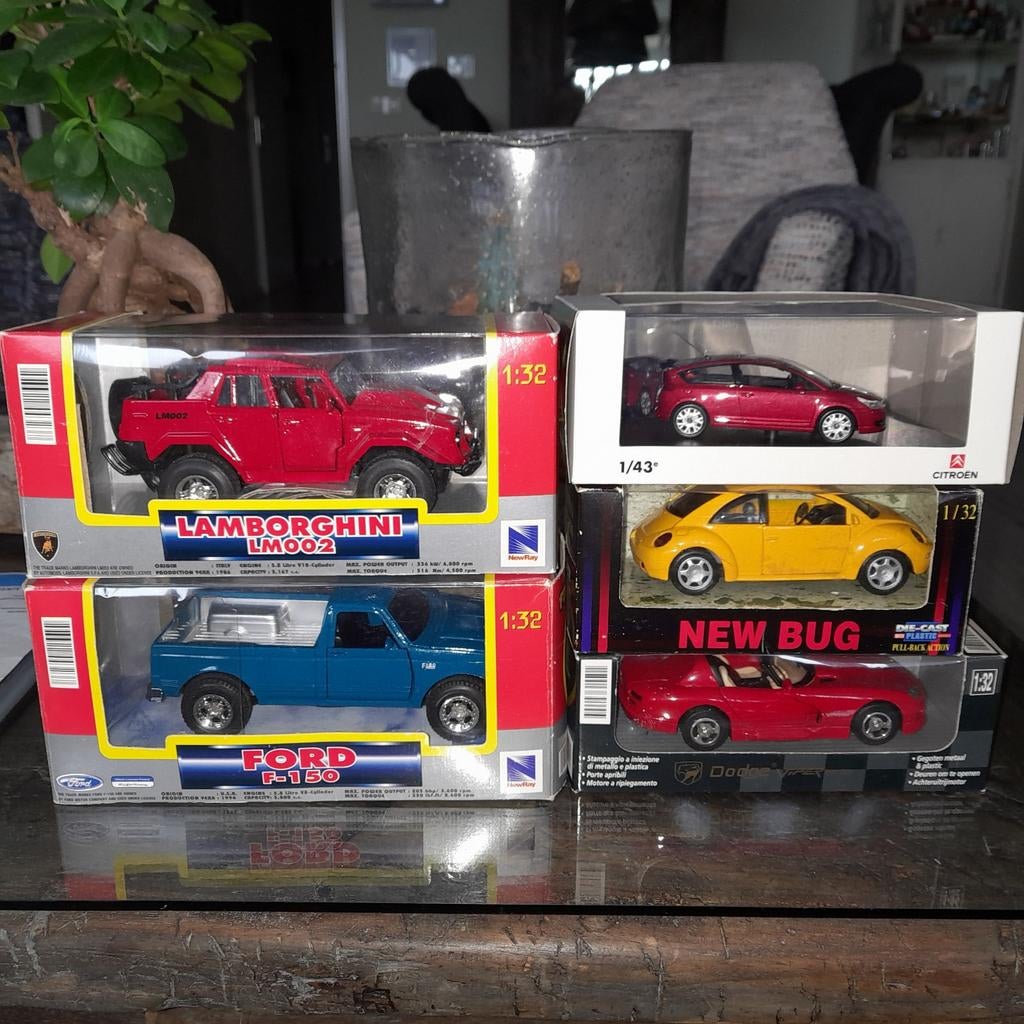 Set van 5 modelauto's in verpakking, Ophalen of Verzenden, Nieuw, Auto, Overige merken
