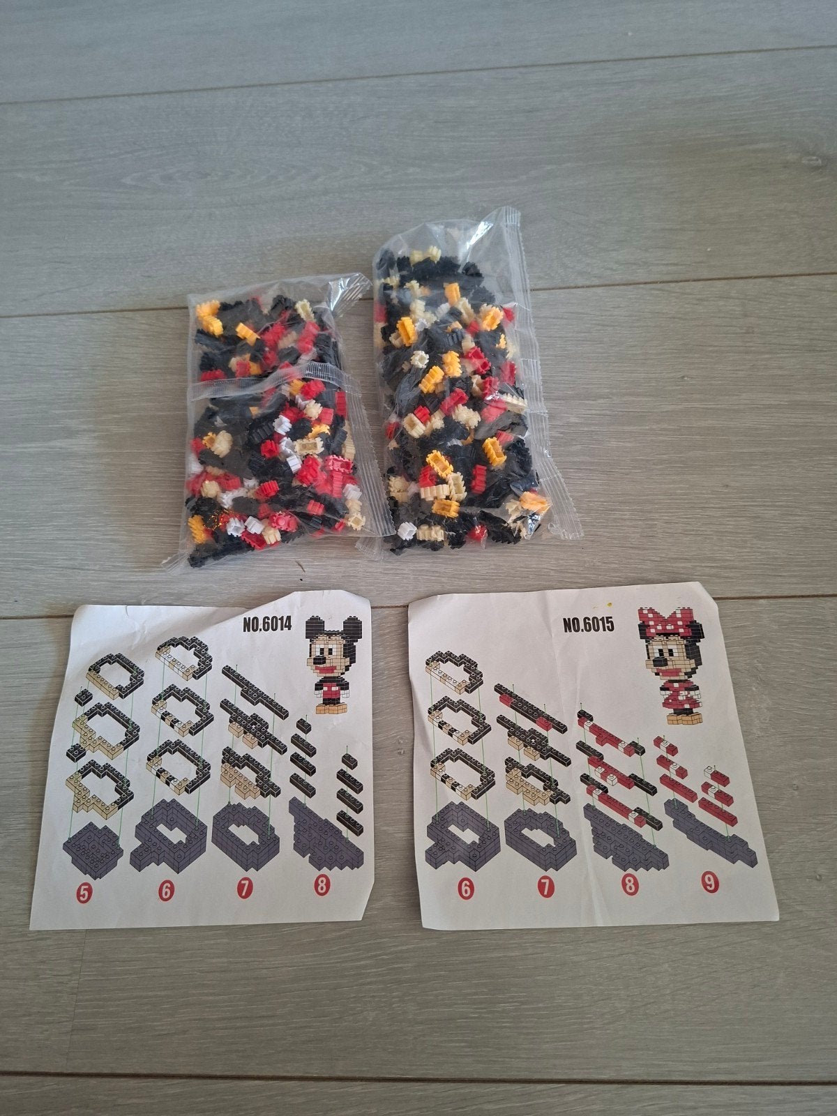 Mini Bricks: Minnie en Mickey Mouse Bouwsets, Kinderen en Baby's, Speelgoed | Bouwstenen, Ophalen of Verzenden, Nieuw, Overige merken