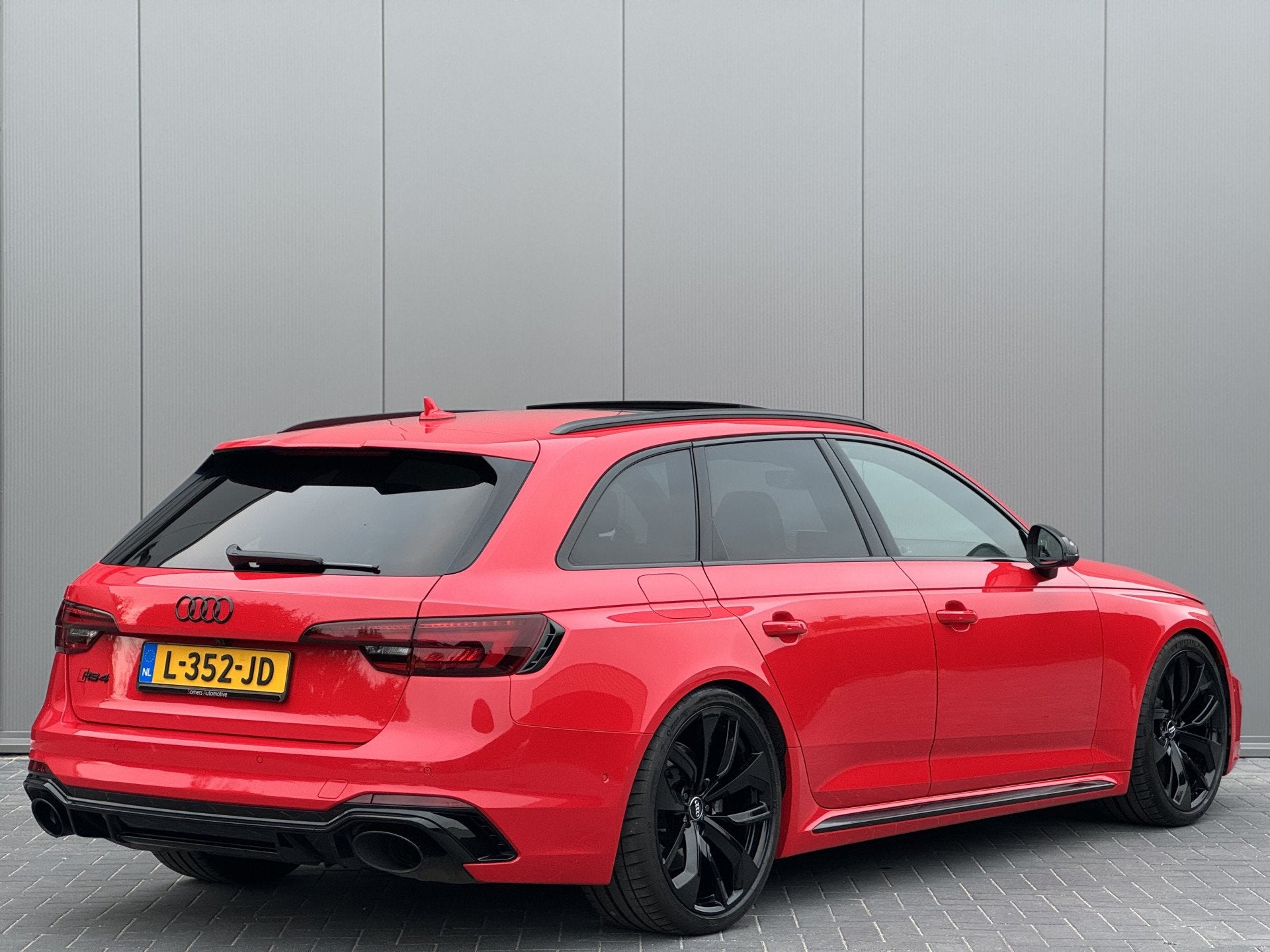Audi RS4 Avant 2.9 TFSI quattro | Keramisch | Panorama | B&O, Auto's, Audi, Automaat, Automatische klimaatregeling, Gebruikt, 451 pk