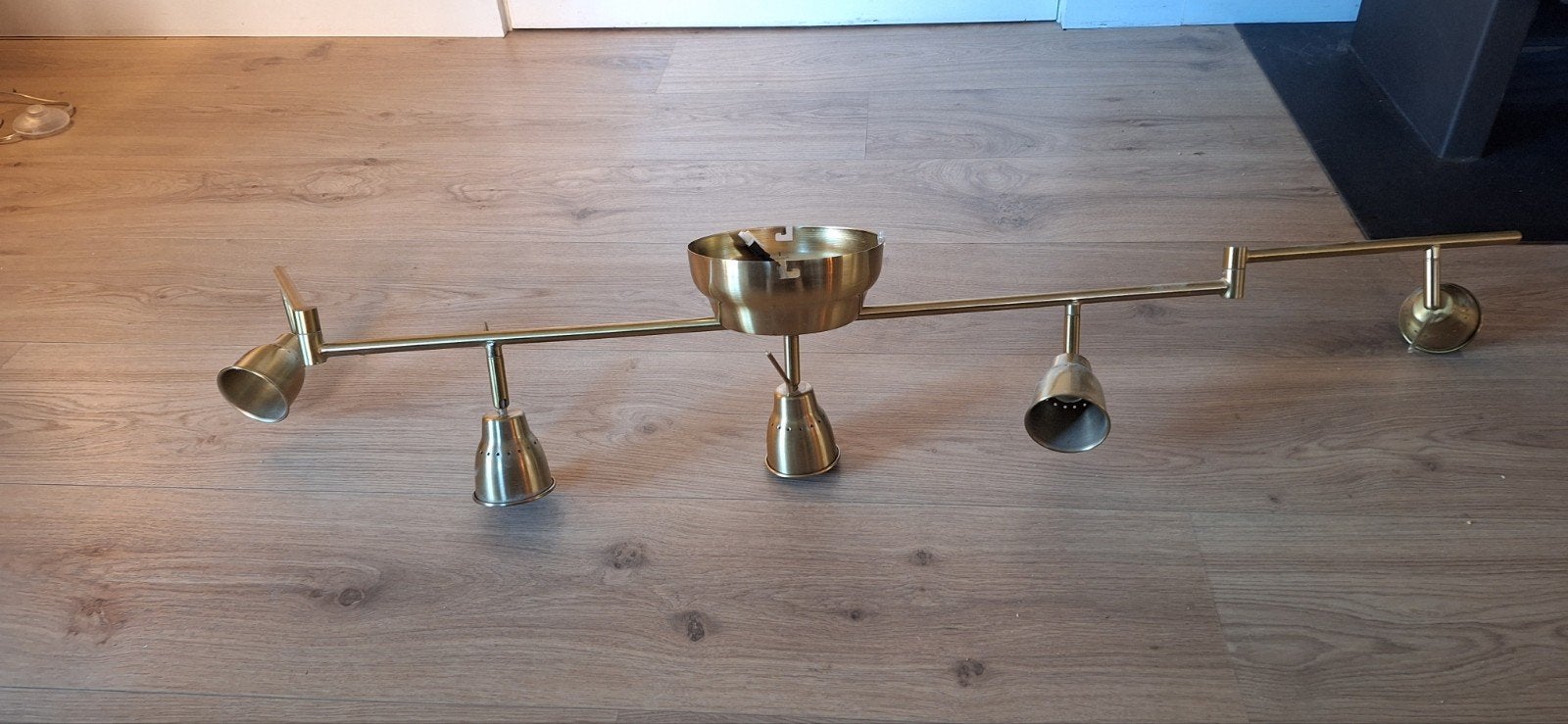 Gouden lamp, 5 spots, plafondrail, Ophalen of Verzenden, Nieuw, Metaal, Minder dan 100 cm