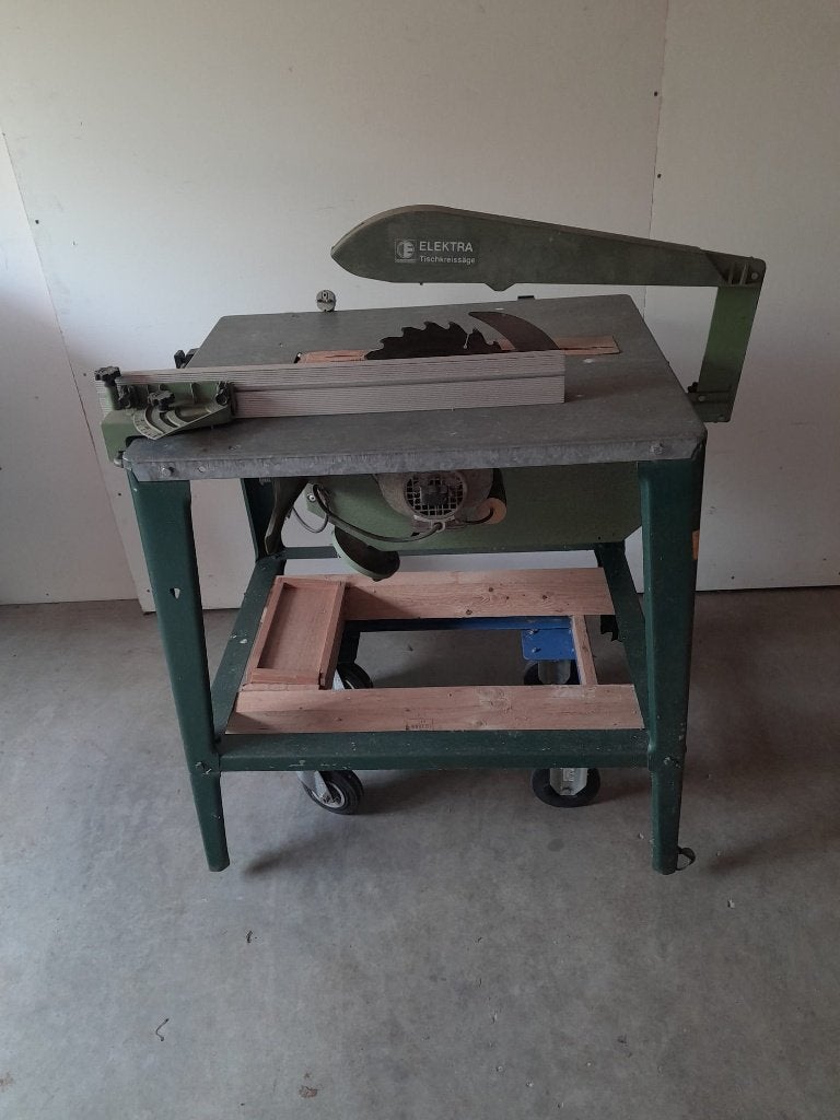 VAKANTIE AANBIEDING Te koop: Cirkelzaagtafel, Ophalen, Gebruikt, 70 mm of meer, Lintzaag