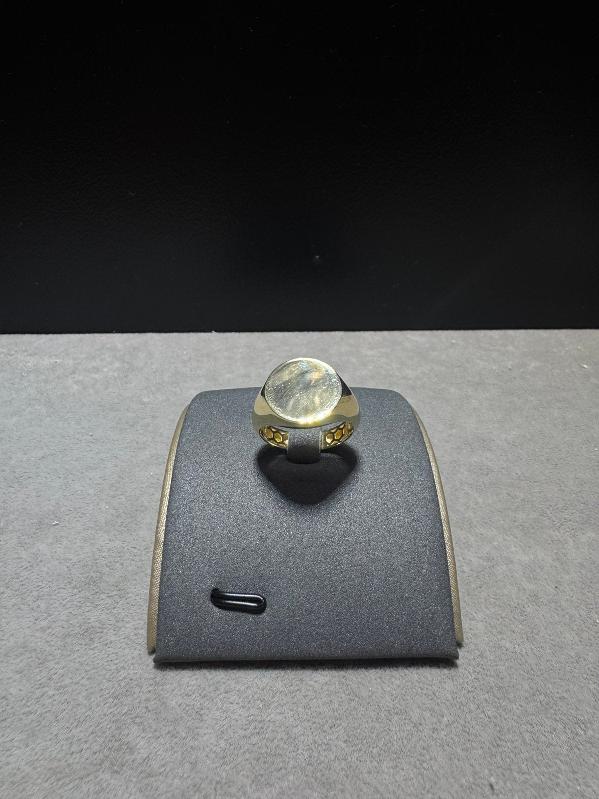 14Karaat Goud - Gouden Ring - Zegelring - Nieuw, 18 tot 19, Heer, Nieuw, Ophalen of Verzenden