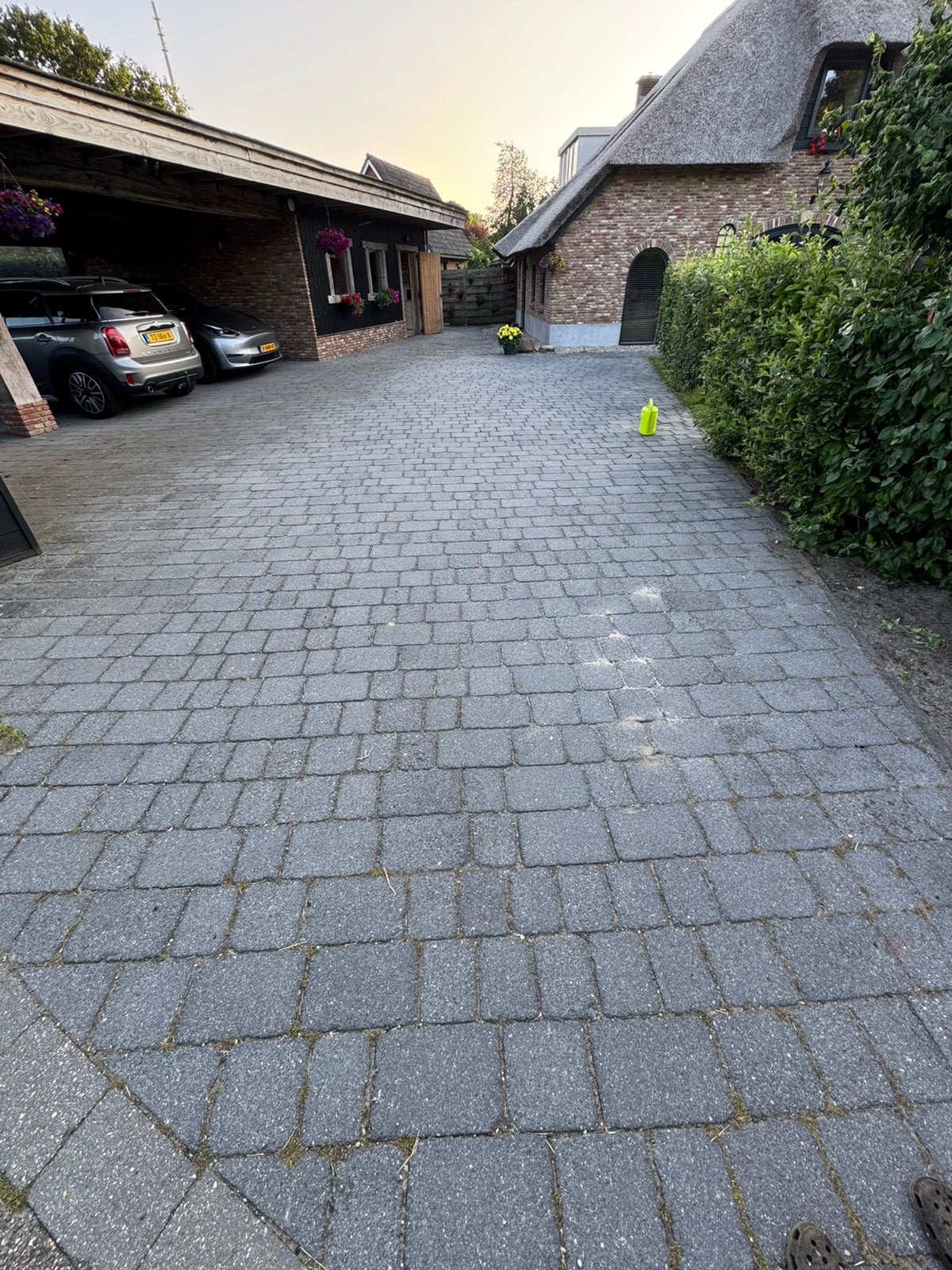 Straatstenen ongeveer 85 m2, Tuin en Terras, Ophalen, Gebruikt, Overige typen, 10 m² of meer