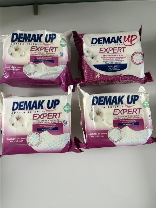 Set van 4x Demak’Up Expert Gezichtsreinigingsdoekjes (Nieuw), Ophalen of Verzenden, Nieuw, Gehele gezicht, Reiniging