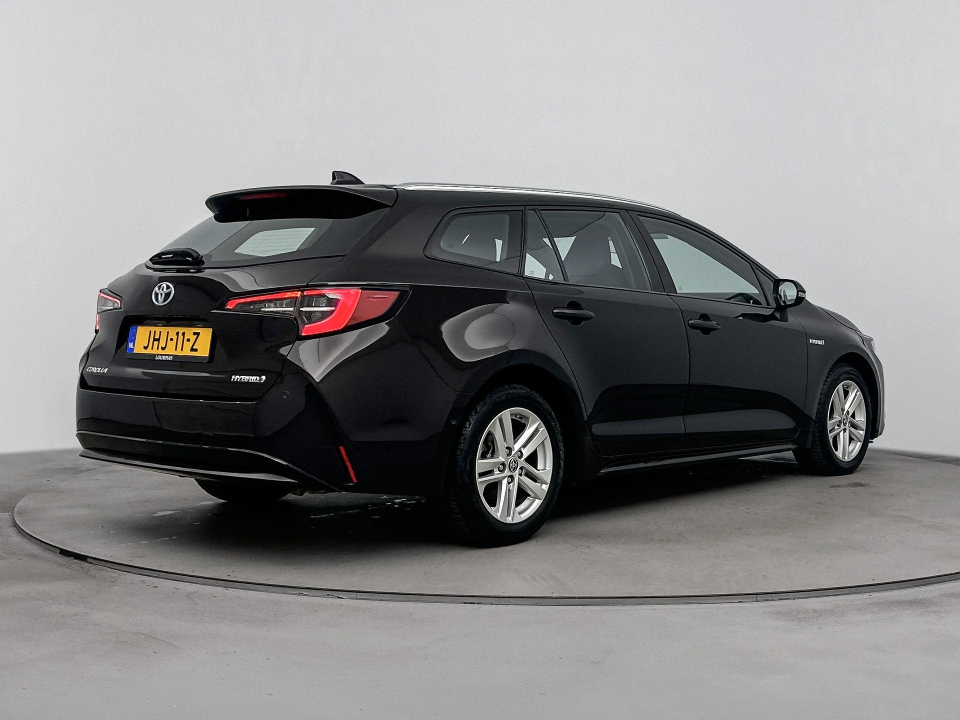 Toyota Corolla Touring Sports 1.8 Hybrid Dynamic Special | P, Auto's, 12 maanden, Gebruikt, 4 cilinders, Corolla