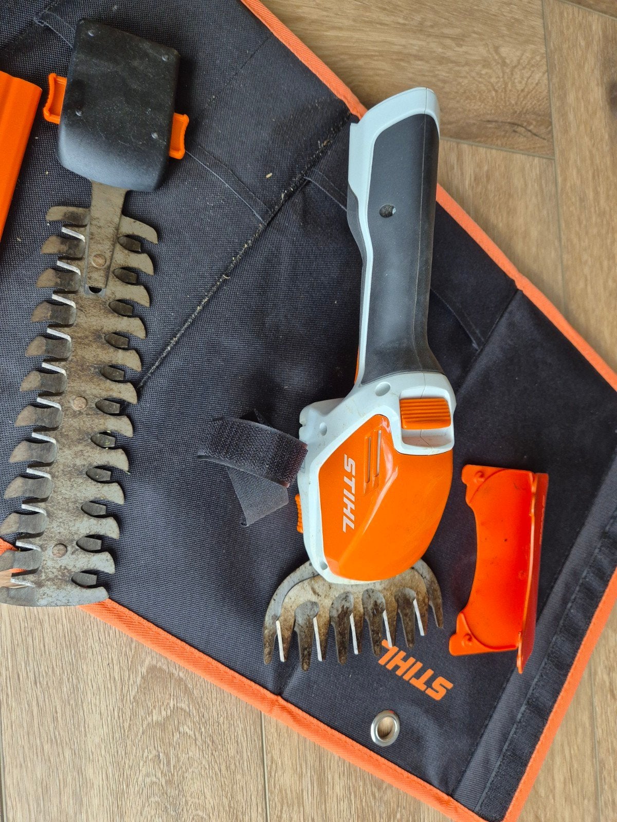 Stihl HSA 26 Accu Grasschaar/Heggenschaar Set, Ophalen of Verzenden, Gebruikt, Accu, Stihl