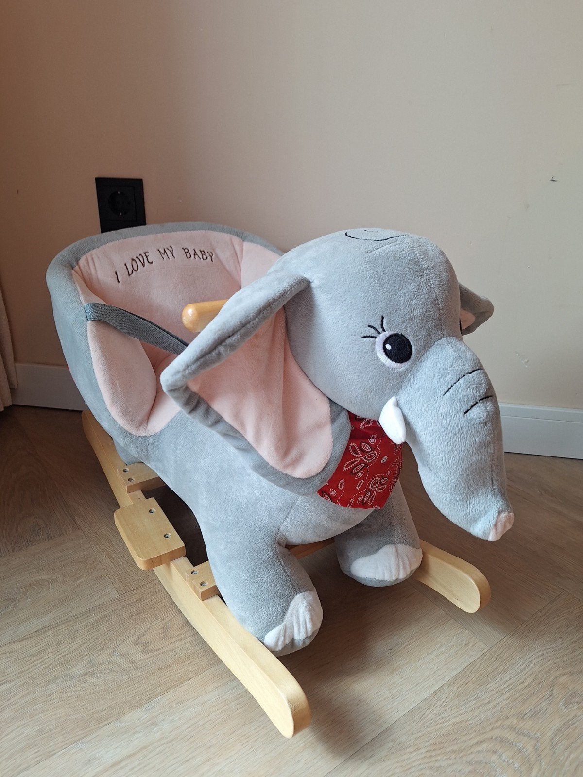 Hobbel olifant, Ophalen