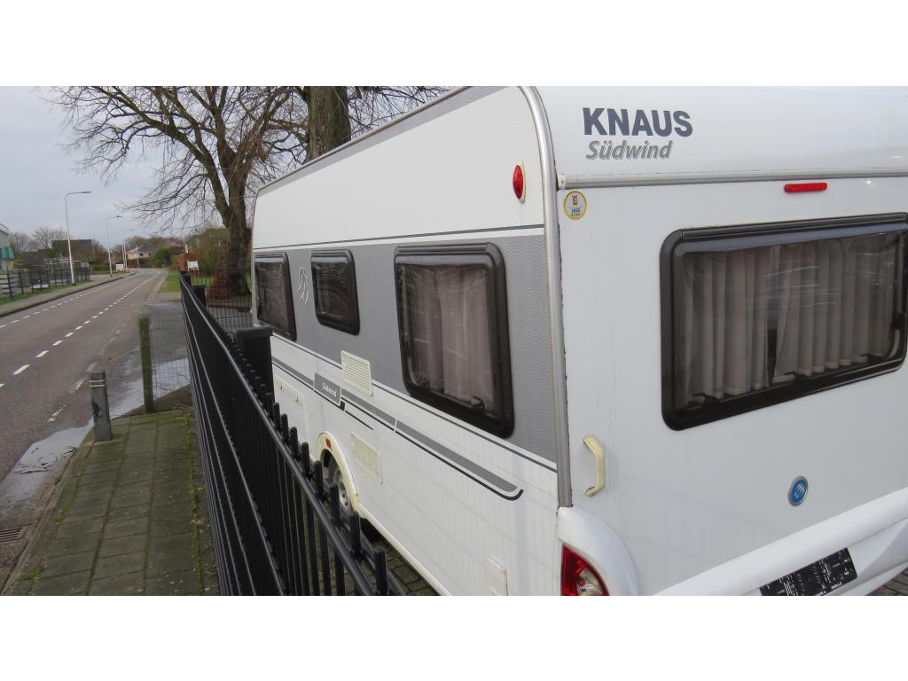 KNAUS SUDWIND 450FU BJ 2010 LUIFEL NU €12500, Niet ingevuld, Rondzit, Schokbreker, Bedrijf