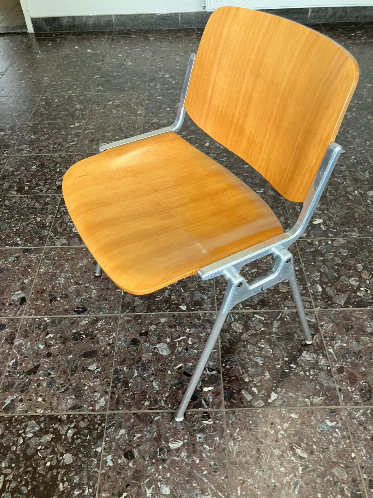 Vintage design stoel. Castelli. Beukenhout., Ophalen of Verzenden, Zo goed als nieuw, Bruin, Eén