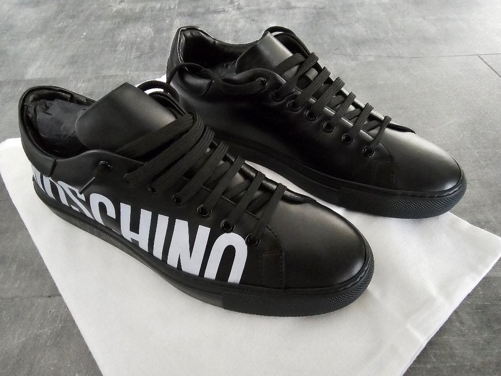 Moschino Sneakers Zwart maat 42, Moschino, Verzenden, Zwart, Nieuw