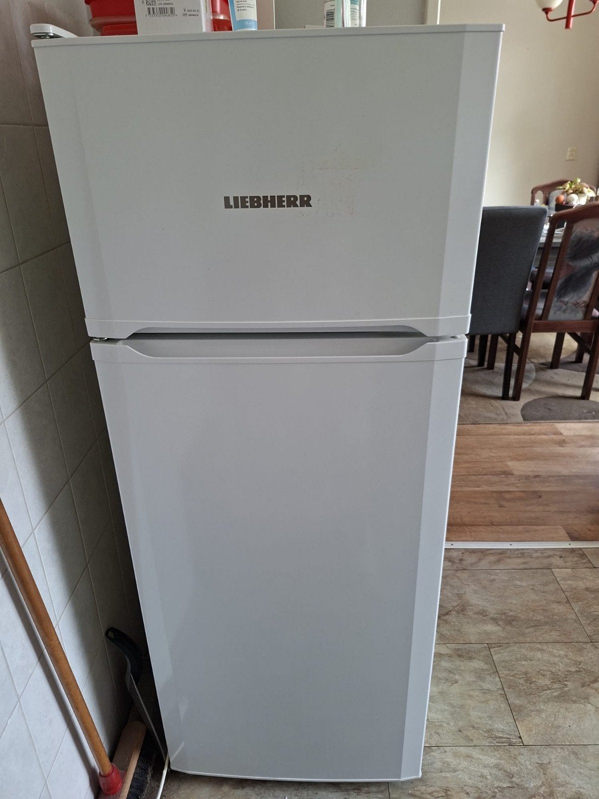 Liebherr Koel-vriescombinatie - Wit, Gebruikt, 120 tot 140 cm, 100 tot 150 liter, Ophalen of Verzenden