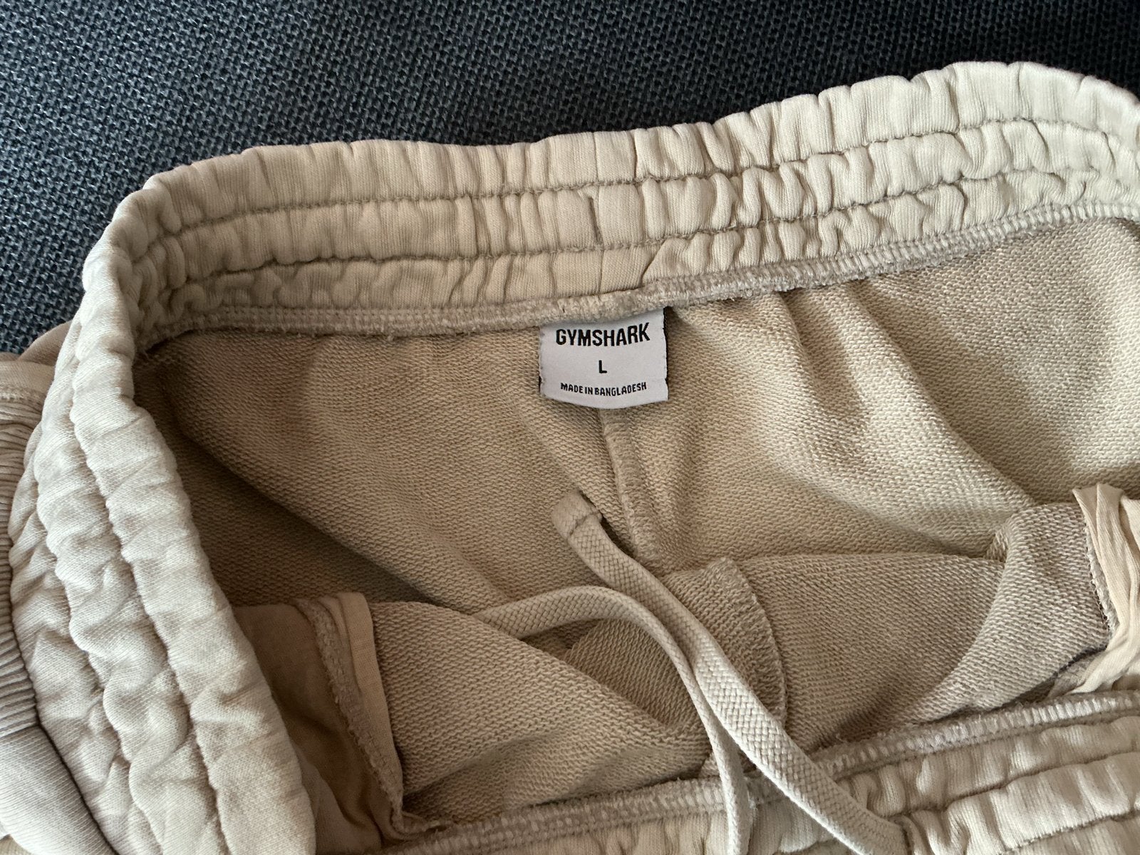Gymshark sportbroekje maat L, beige, Beige, Maat 42/44 (L), Ophalen of Verzenden, Fitness of Aerobics