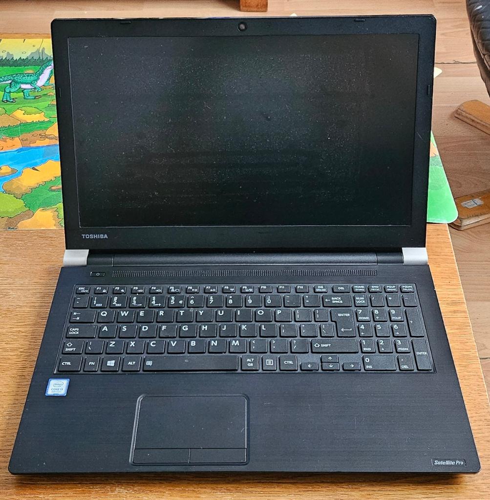 Toshiba Sat Pro A50 - Windows 11 - Office 365 - Antivirus, 256 GB, Met videokaart, 2 tot 3 Ghz, Dynabook / Toshiba