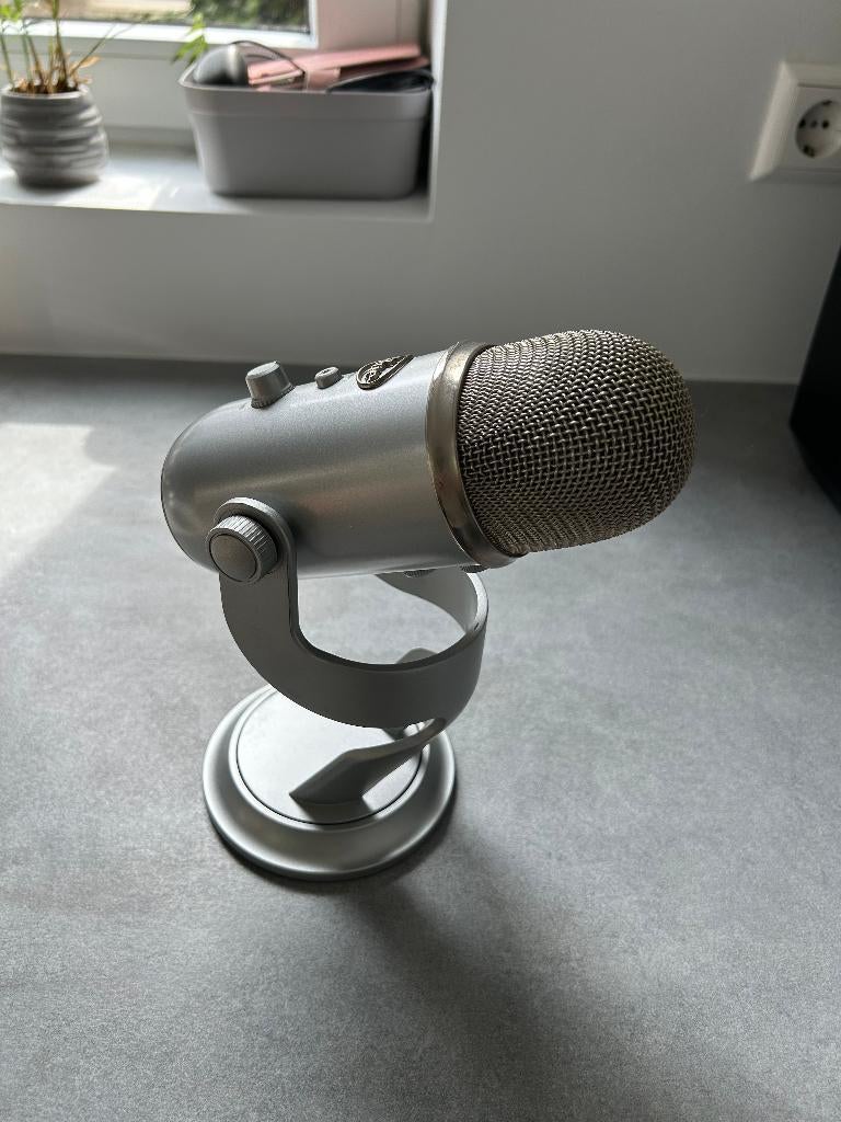 Blue Yeti microfoon - USB, Ophalen of Verzenden, Zo goed als nieuw, Studiomicrofoon