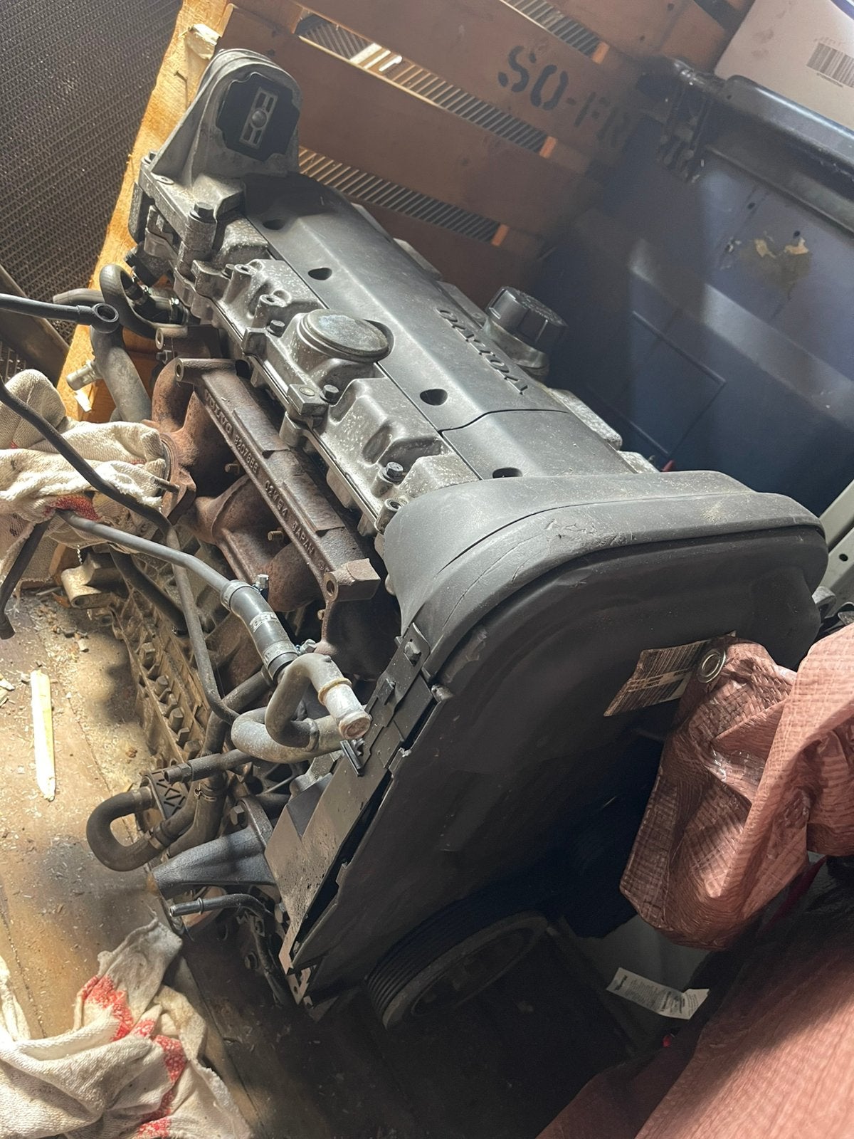 Volvo V70 B5234T3 T5 motor!, Auto-onderdelen, Motor en Toebehoren, Ophalen, Gebruikt, Volvo