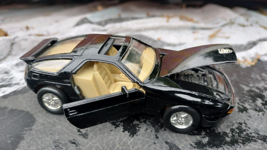 PORSCHE 928..1/43 gebruikte staat, Ophalen of Verzenden, Gebruikt, Auto, Overige merken