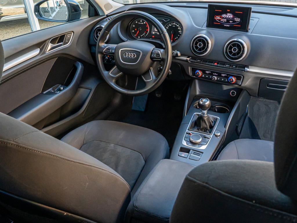 Audi A3 1.4 TFSI Attraction Pro Line 18 INCH CRUISE PRIVACY, Voorwielaandrijving, Euro 5, Stof, Gebruikt