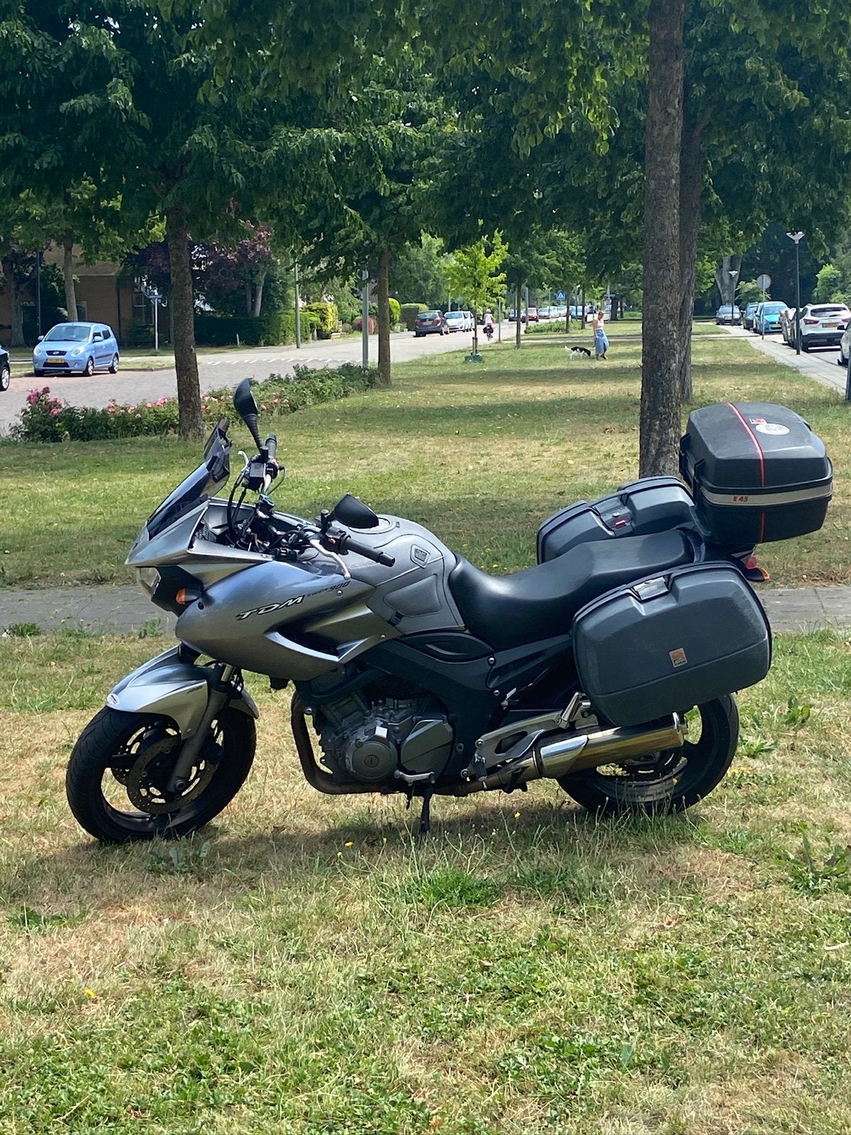 Yamaha TDM twin 900