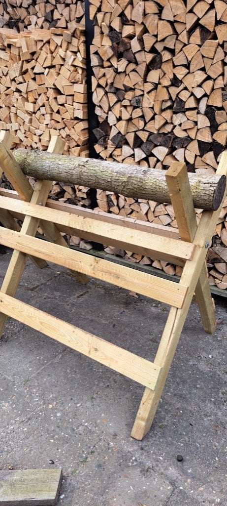 Zaagbok geïmpregneerd hout (140B x110H), Ophalen, Zo goed als nieuw, 120 tot 170 cm