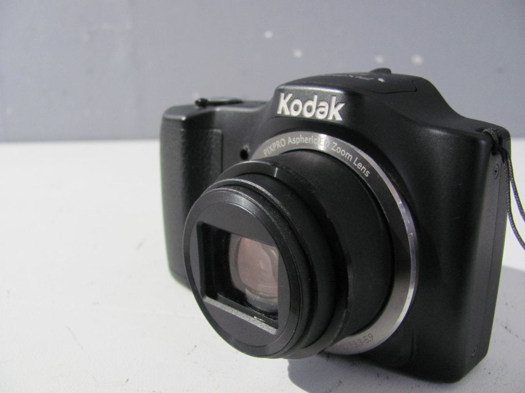 Kodak Pixpro FZ152 digitale camera met 16 mp, Audio, Tv en Foto, Fotocamera's Digitaal, Compact, Ophalen of Verzenden, Zo goed als nieuw