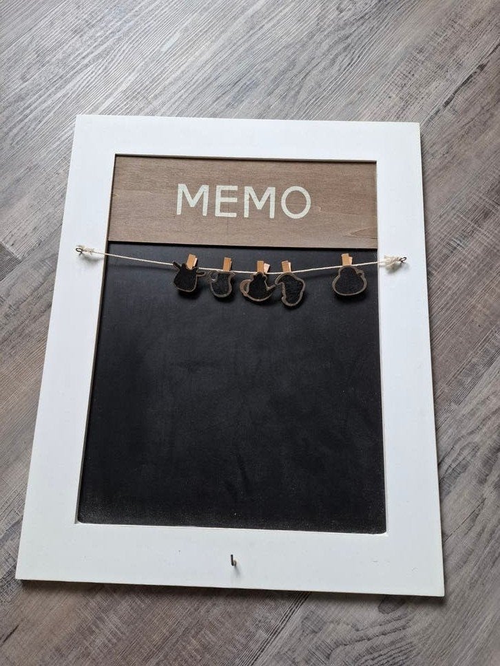 Mooi memobord met knijpertjes - 50x40 cm, Ophalen of Verzenden, Gebruikt, Overige typen