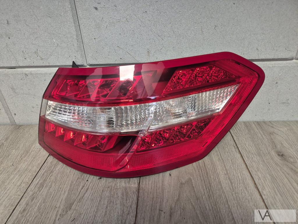 Mercedes E klasse W212 achterlicht rechts 2009 - 2013 SEDAN, Gebruikt, -, Ophalen of Verzenden, -