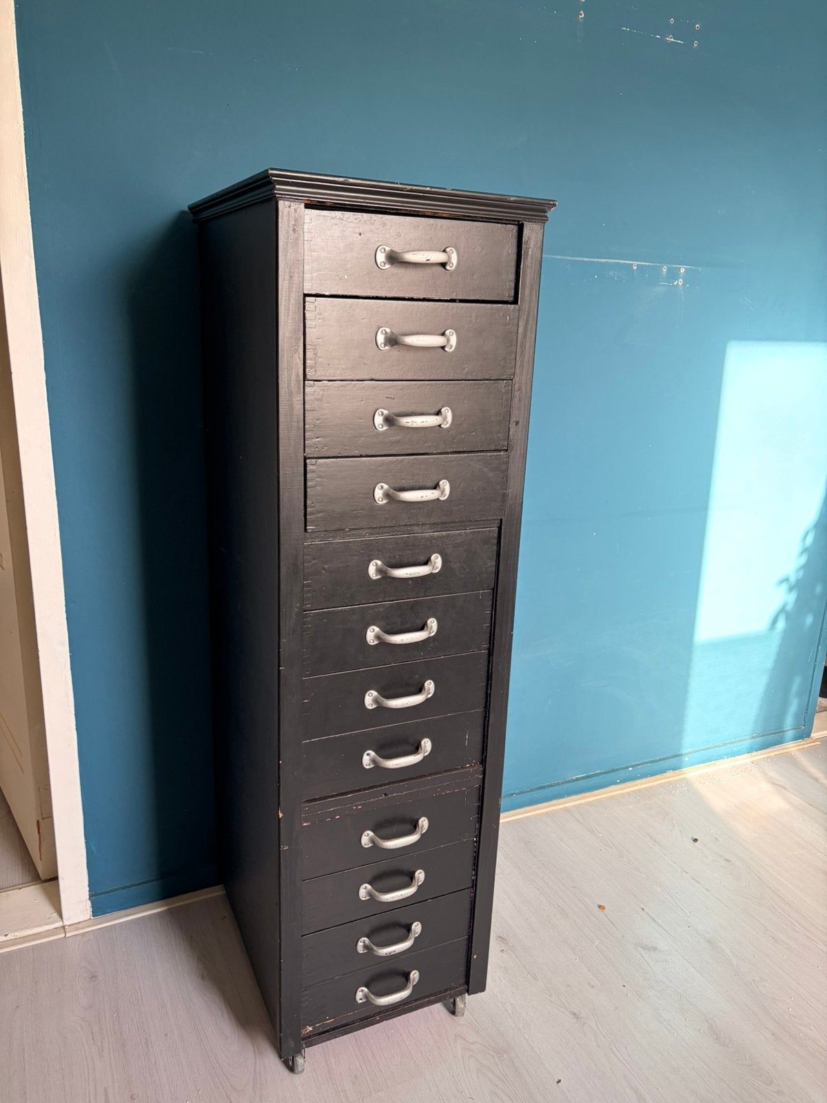 Art cabinet, Ophalen, Gebruikt