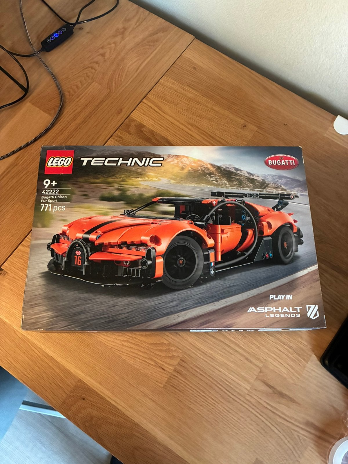 LEGO Technic Bugatti Chiron Pur Sport Hypercar 42222, Kinderen en Baby's, Lego, Nieuw, Ophalen of Verzenden, Complete set