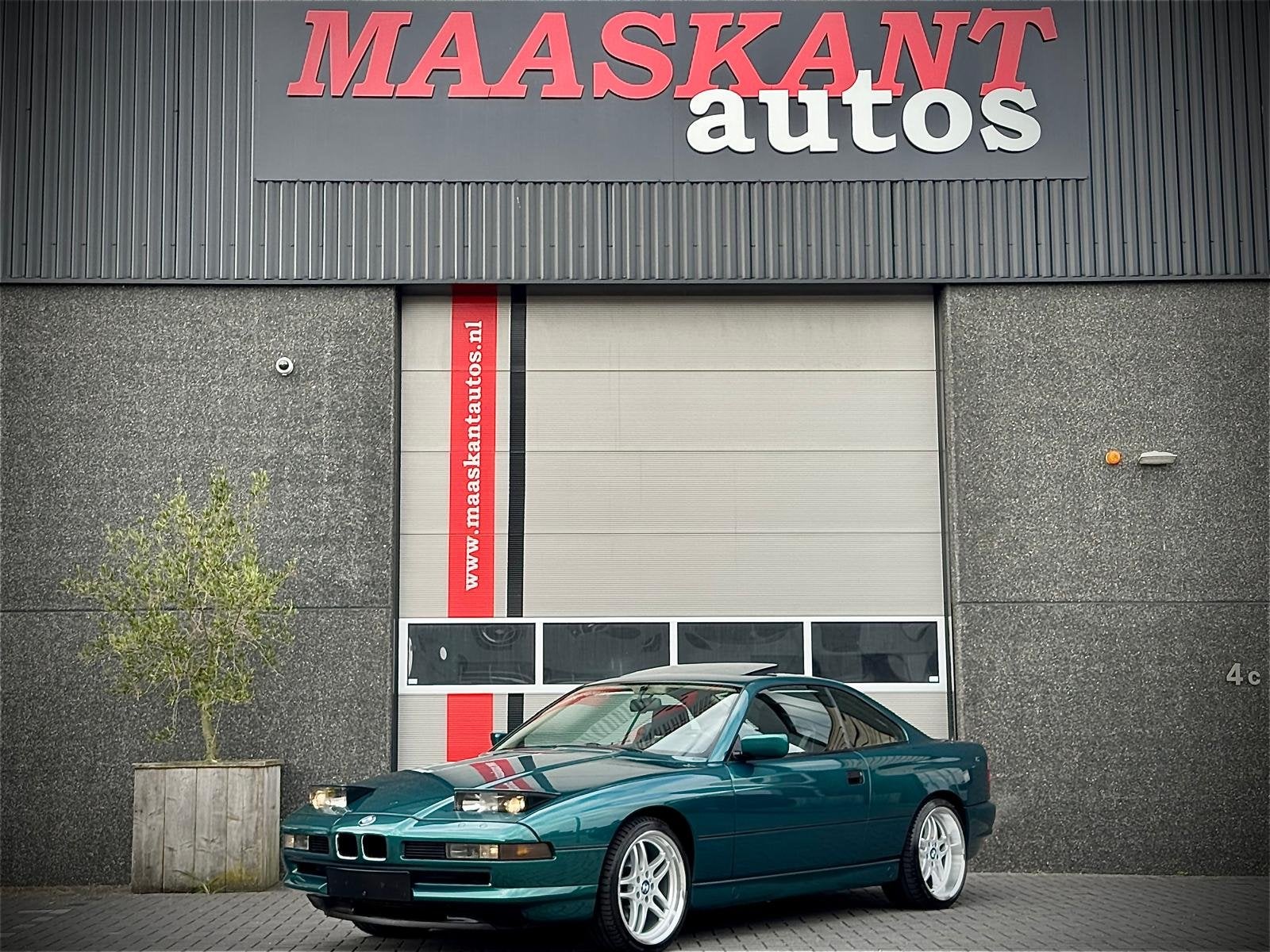 BMW 8-Serie 850i / Aut / E31 / Lagunengrün / Sunroof / UNIQ, Auto's, Automaat, Gebruikt, 12 cilinders, 4 stoelen