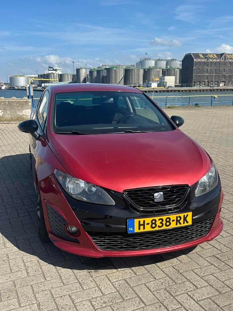 Seat Ibiza 1.4 TSI 110KW AUT 2010 Rood, Auto's, 1154 kg, 4 cilinders, 620 kg, Ibiza