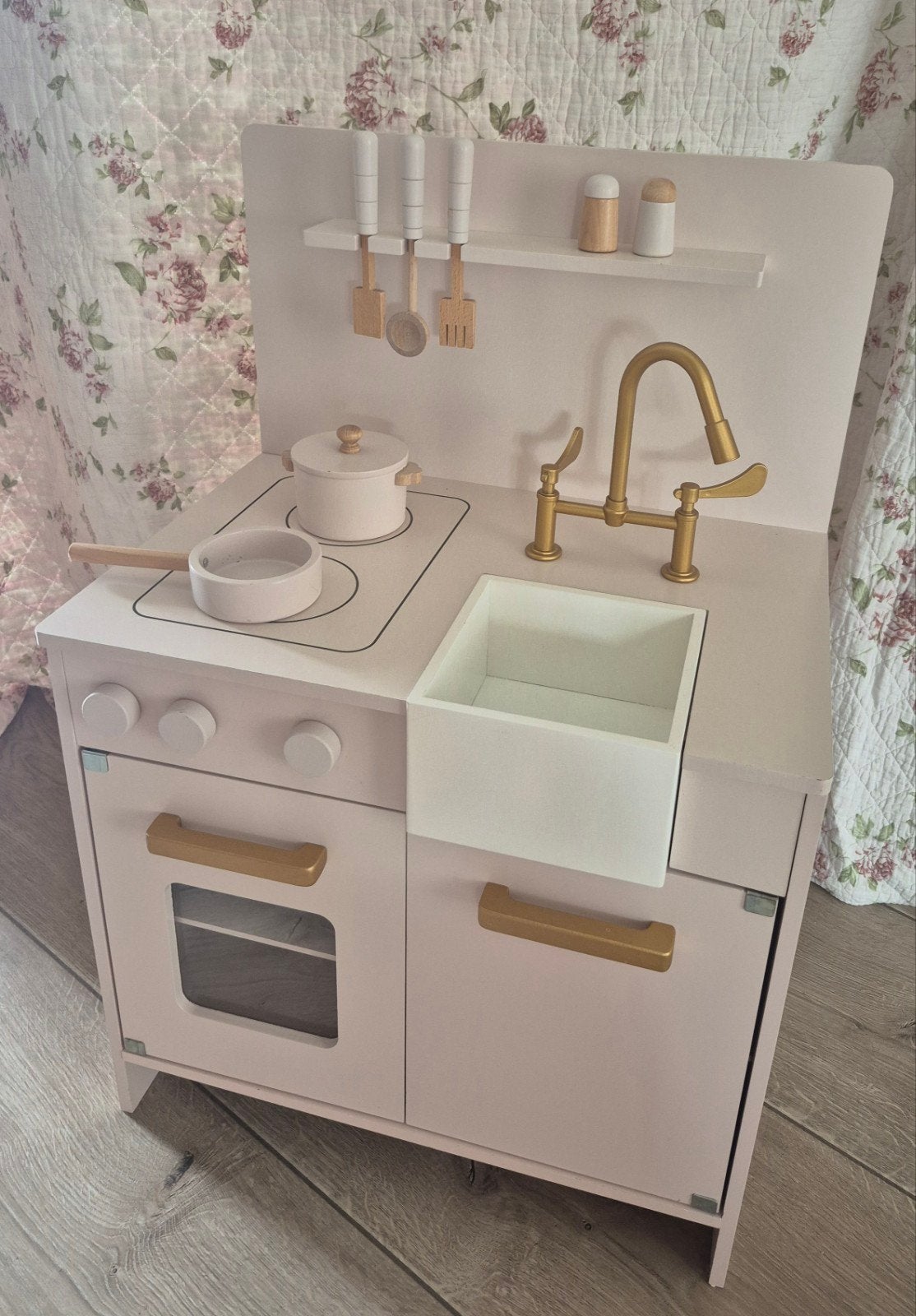 Petite amelie roze keuken in goede staat!, Kinderen en Baby's, Speelgoed | Speelkeukens, Ophalen, Gebruikt, Hout, Speelkeuken