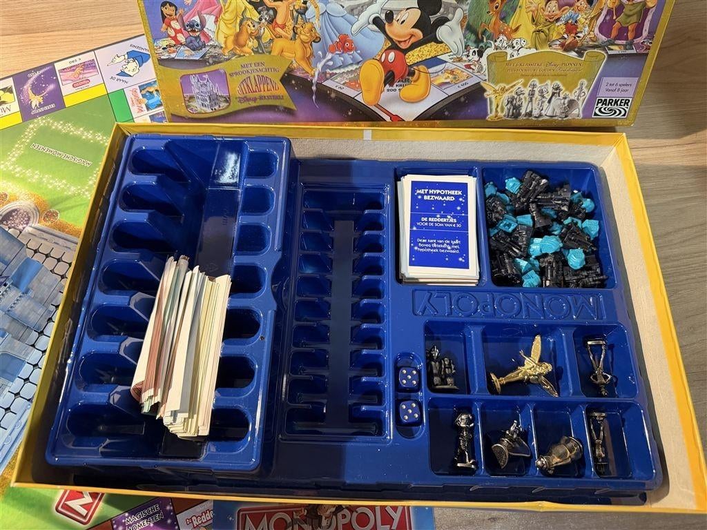 Monopoly disney met 3d kasteel - s6714, Verzenden, Zo goed als nieuw