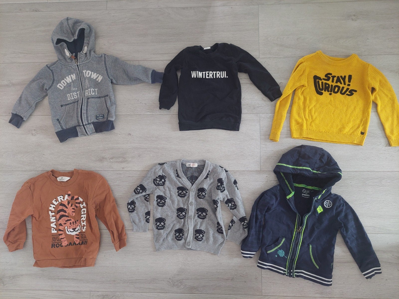 truien maat 98 jongen 98/104 trui vest vesten, Ophalen of Verzenden, Zo goed als nieuw, Jongen, Trui of Vest