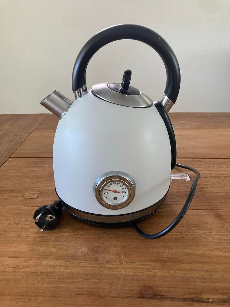Waterkoker 1,7 liter - Zo goed als nieuw, Witgoed en Apparatuur, Waterkokers, 1 tot 2 liter, Ophalen of Verzenden, Zo goed als nieuw