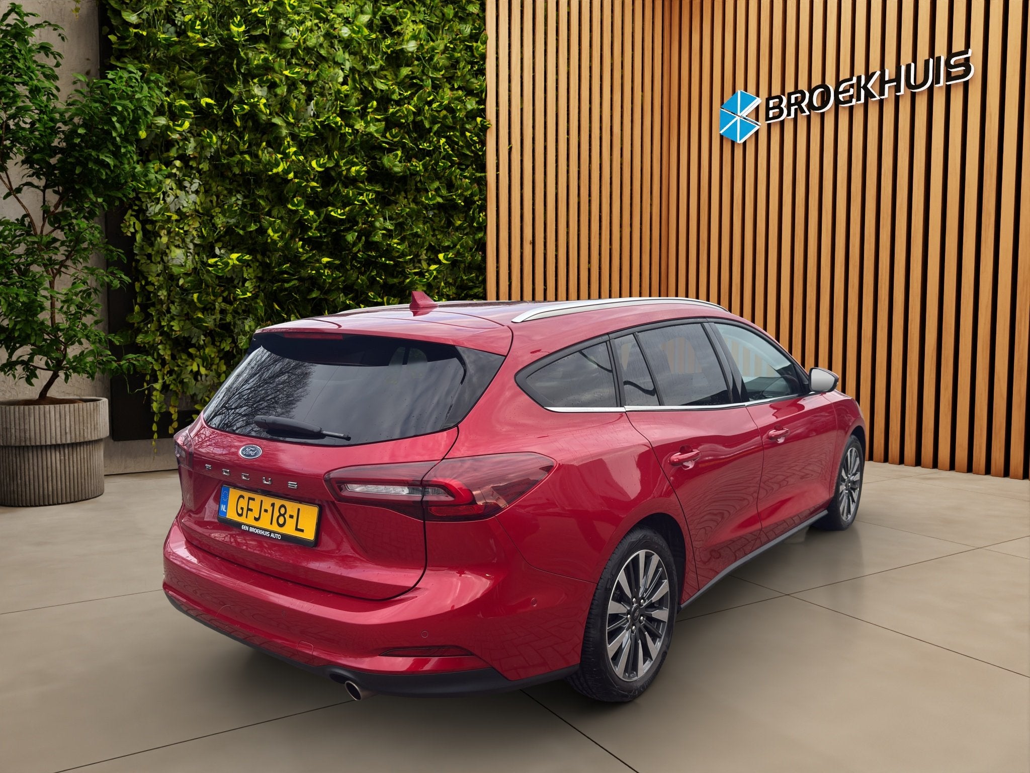 Ford Focus Wagon 1.0 EcoBoost Hybrid Titanium X, 12 maanden, 1378 kg, Gebruikt, Euro 6