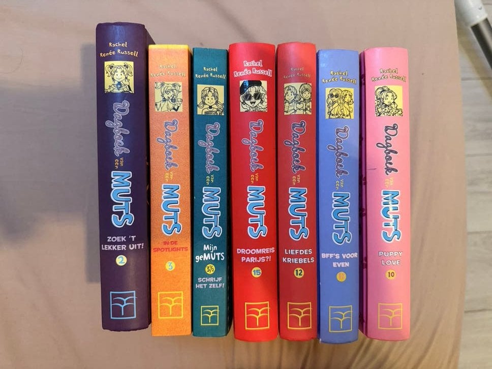 Dagboek van een Muts boekenreeks - 7 delen, Ophalen, Gelezen, Fictie