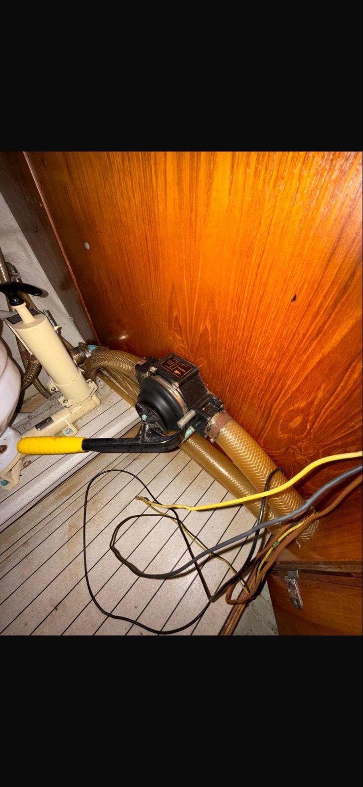 Te koop 2 stuks Handmatige lenspomp voor boot, Ophalen of Verzenden, Gebruikt, Overige typen