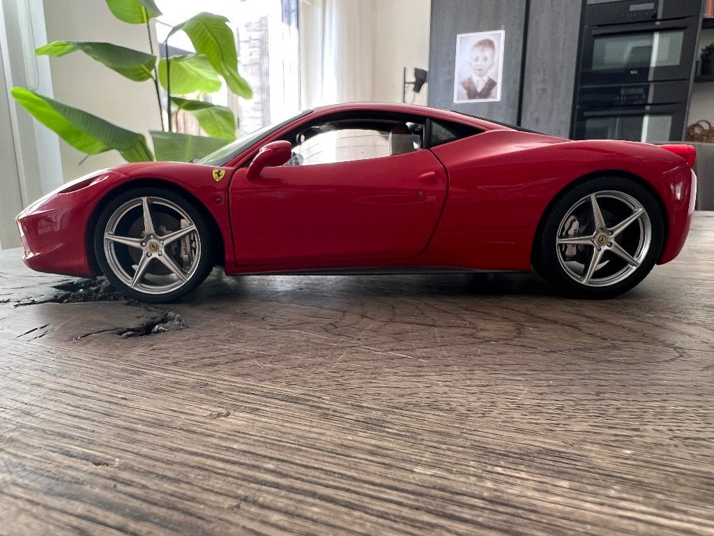 HotWheels Elite (1:18) Ferrari 458 Italia - Red, Verzenden, Zo goed als nieuw, Hot Wheels
