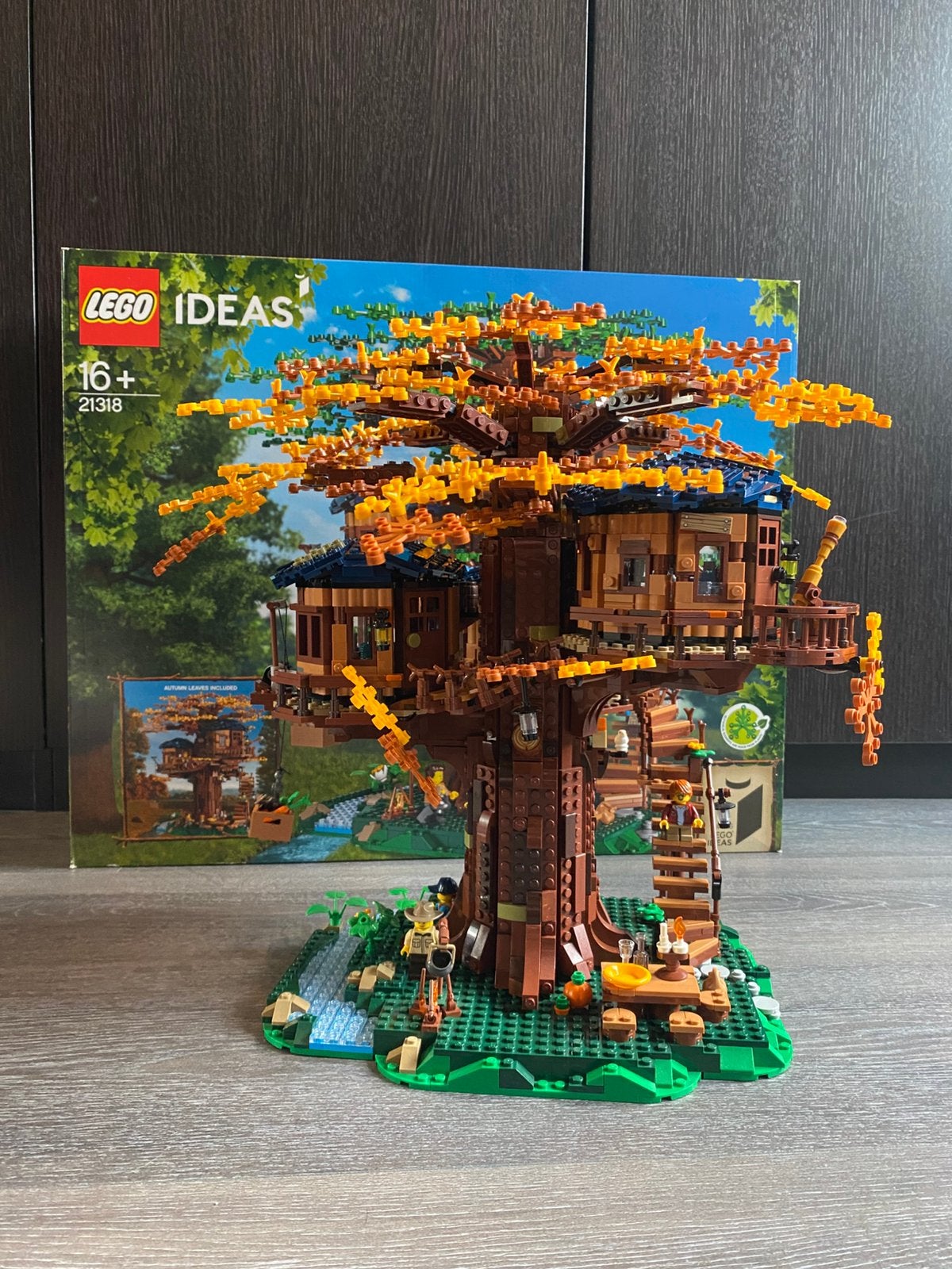 Lego Ideas boomhut 21318 complete set, Kinderen en Baby's, Speelgoed | Duplo en Lego, Ophalen, Zo goed als nieuw