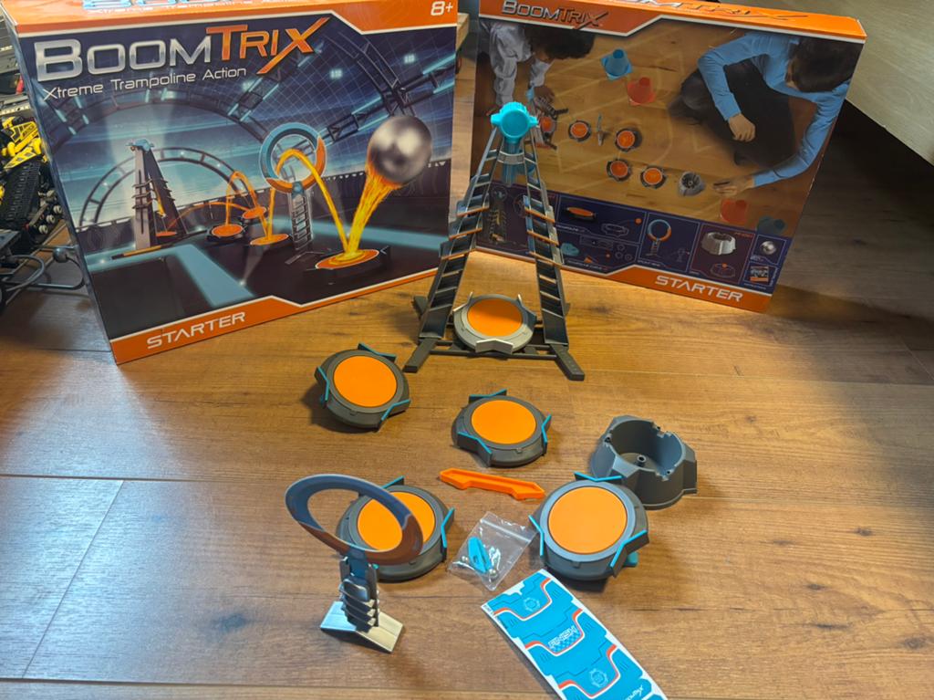 BoomTrix Xtreme Trampoline Action Starter Set, Ophalen of Verzenden, Zo goed als nieuw