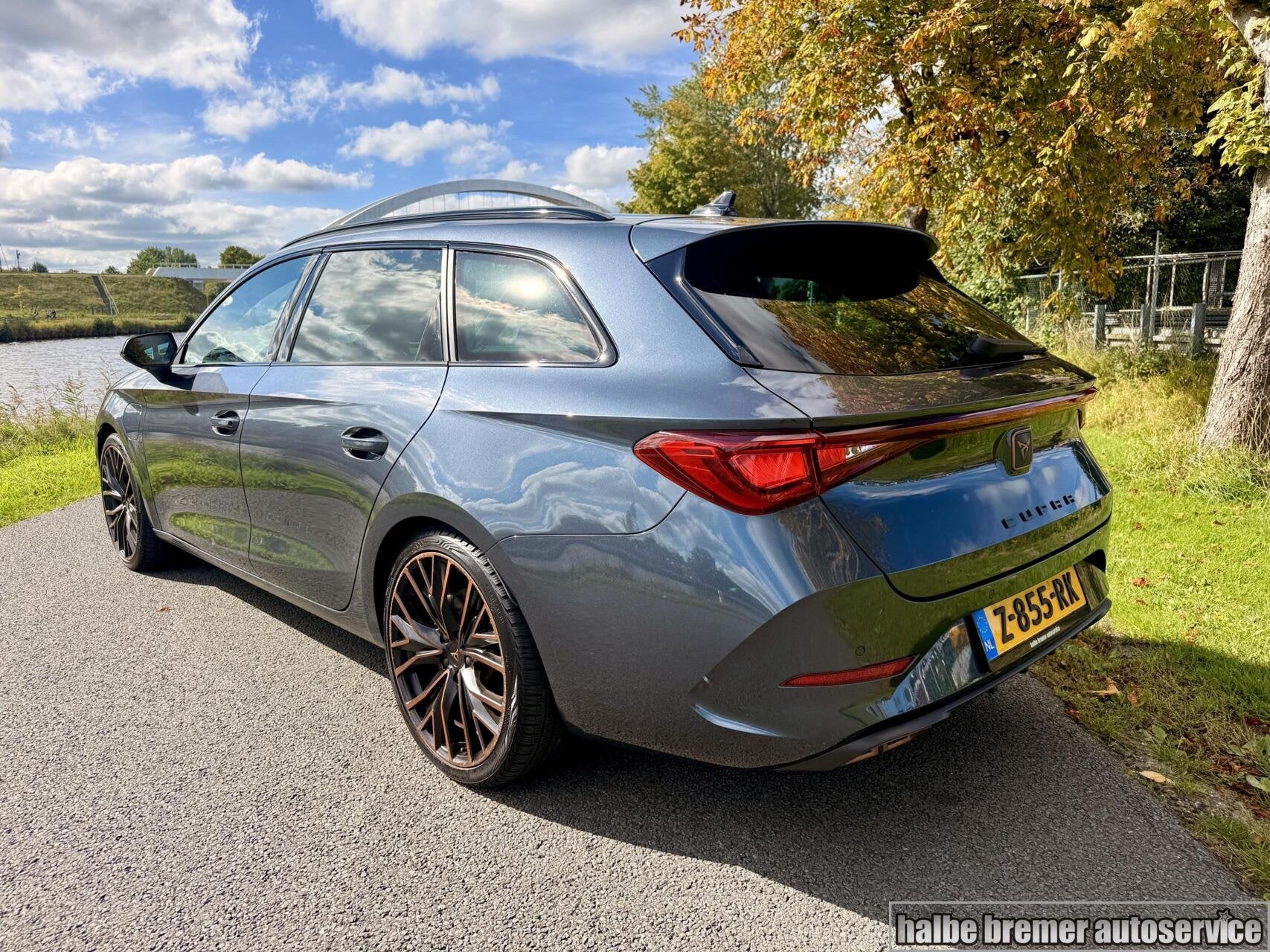 CUPRA Leon Sportstourer 1.4 e-Hybrid VZ Adrenaline |245pk|, Auto's, 77 km/l, Gebruikt, 4 cilinders, Leon