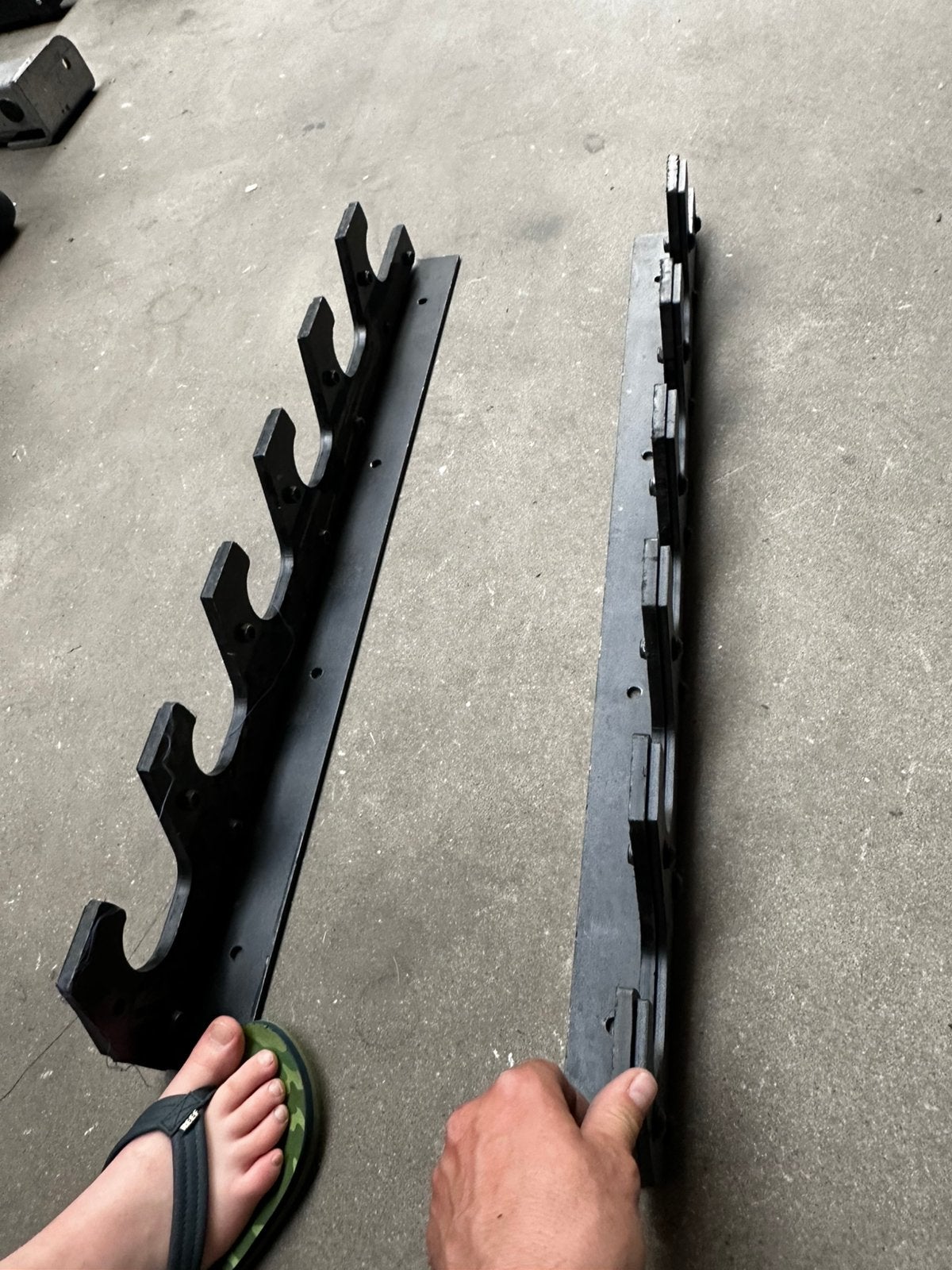 Nieuwe Lifemaxx Crossmaxx Wall Mounted Bar Rack - Zwart, Sport en Fitness, Ophalen, Nieuw, Halterstangen